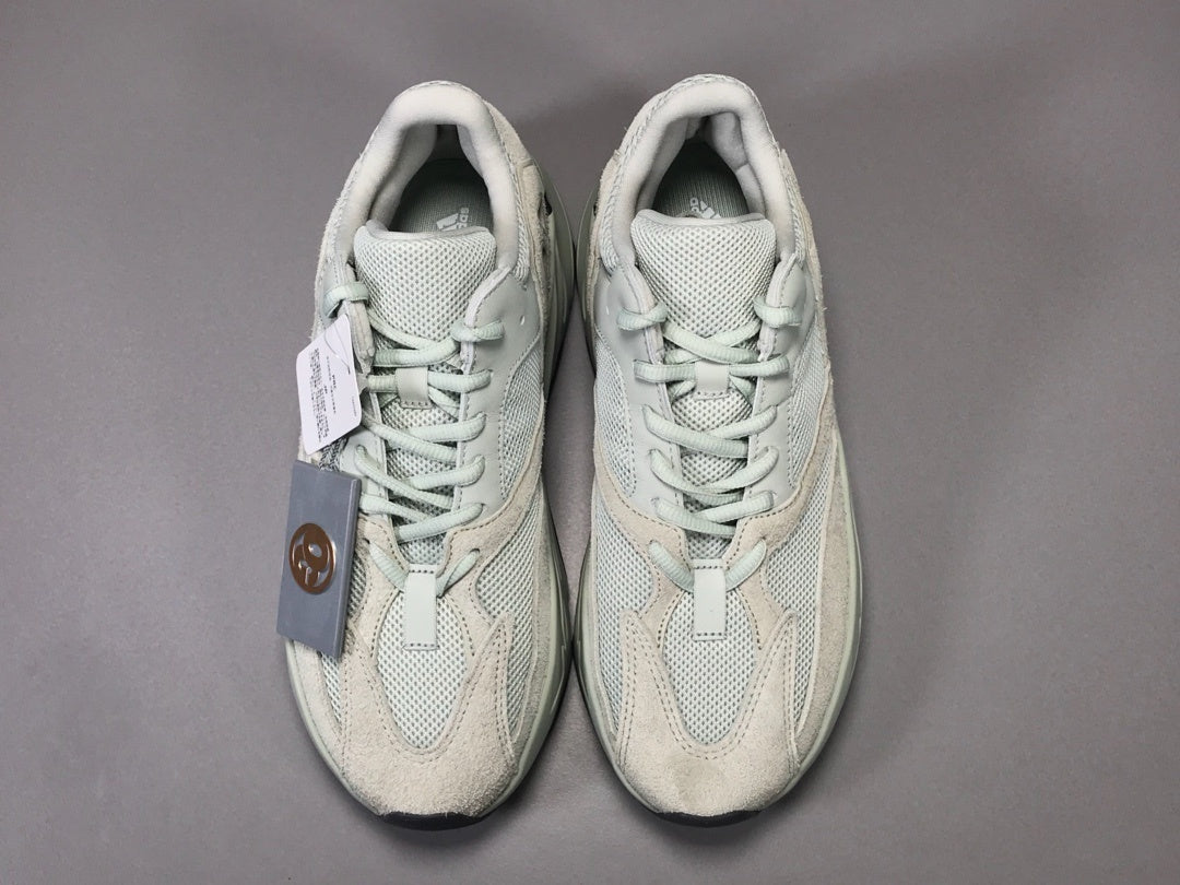 adidas originals Yeezy boost 700