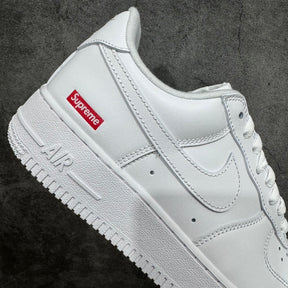 Supreme x Nike Air Force 1
