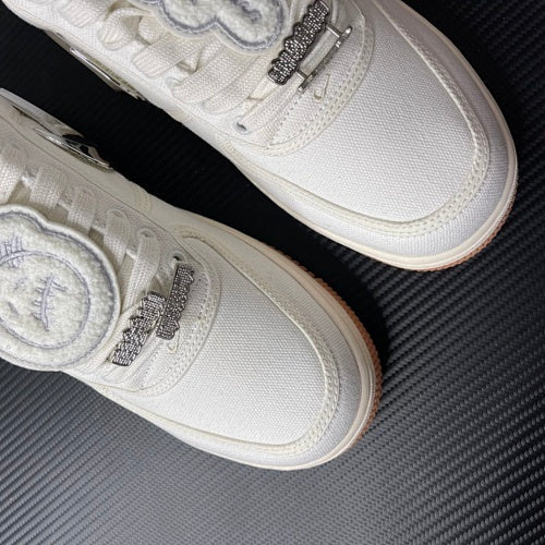 nike Travis Scott x Air Force 1 Sail
